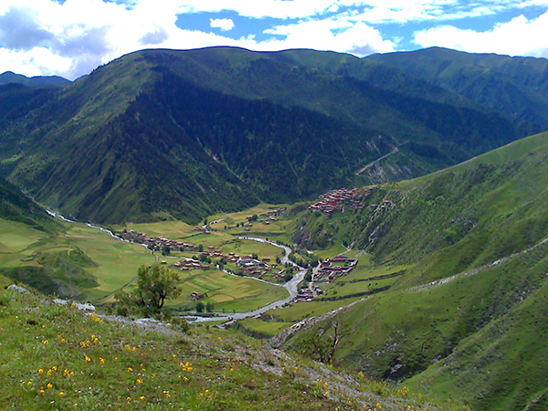 Eco tourism destination Dorphu valley and Dzongsar village